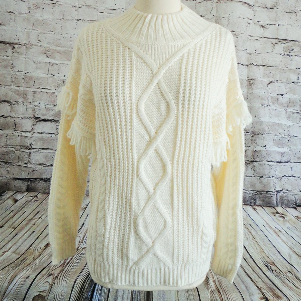 Time And true sweater Size Small Knit Boho Crochet